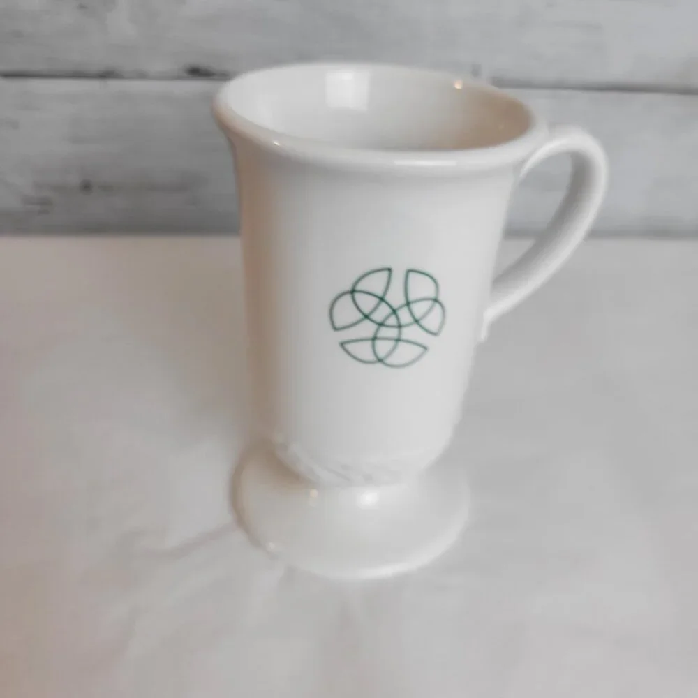 Vintage Russ Celtic Blessings Mug Stoneware Coffee White #29259 pedestal trinity